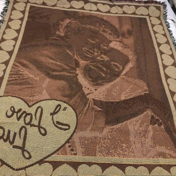 🔴 NEW Vintage I Love Lucy " Happiness " Throw Blanket Afghan - Collectors Jewel - Picture 5 of 5